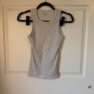 Grey tank top